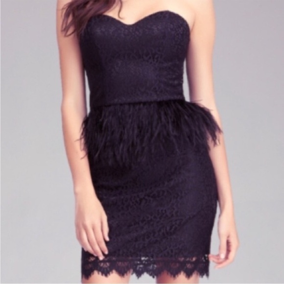 BEBE Lace Strapless Feather Waistline Strapless Cocktail Mini Dress Size 0 Black - Picture 1 of 8
